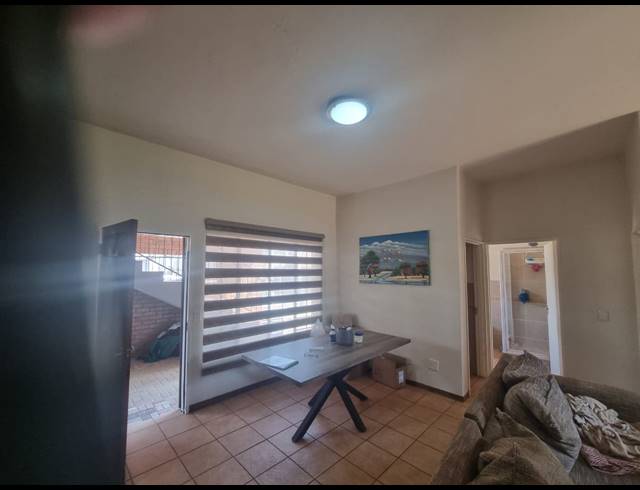 2 BEDROOM APARTMENT FOR SALE IN RYNFIELD